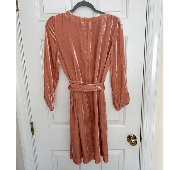 NWT J. Crew Wrap Dress in Drapey Velvet 8 - Picture 4 of 11